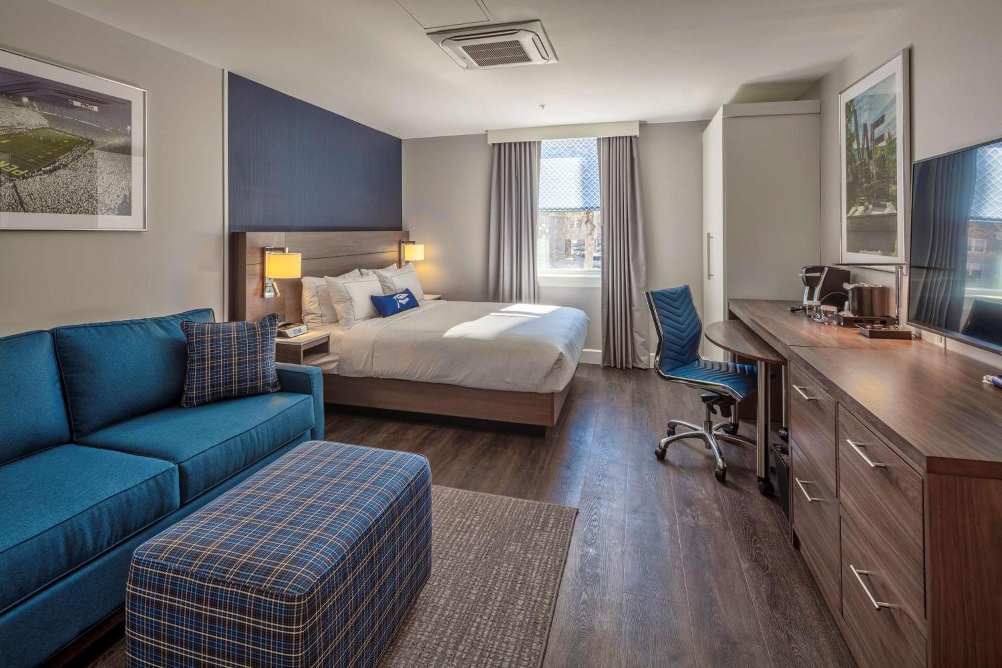 Scholar State College, Tapestry Collection By Hilton Hotel 4*
